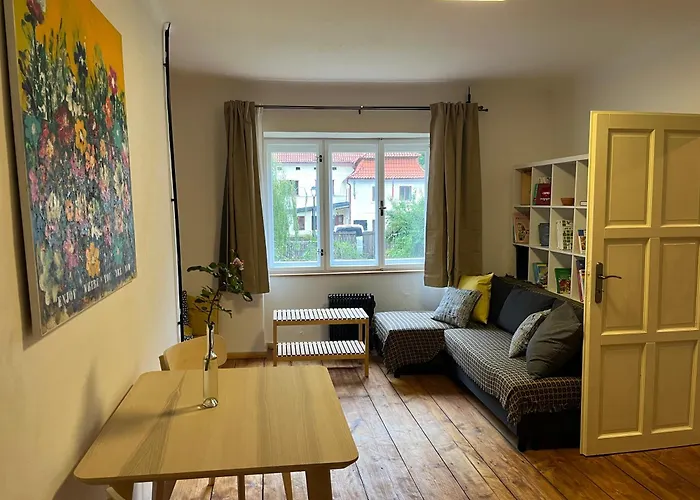 34 * Karlštejn